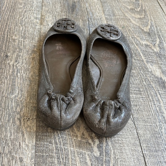 Tory Burch Stone Gray Ballet Flats - Picture 3 of 5